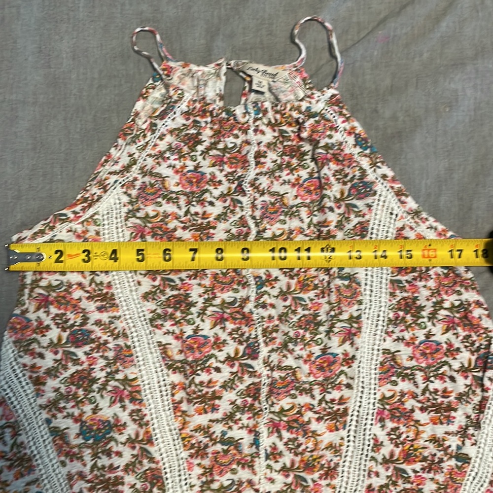 Floral Halter by Lucky - Picture 3 of 5